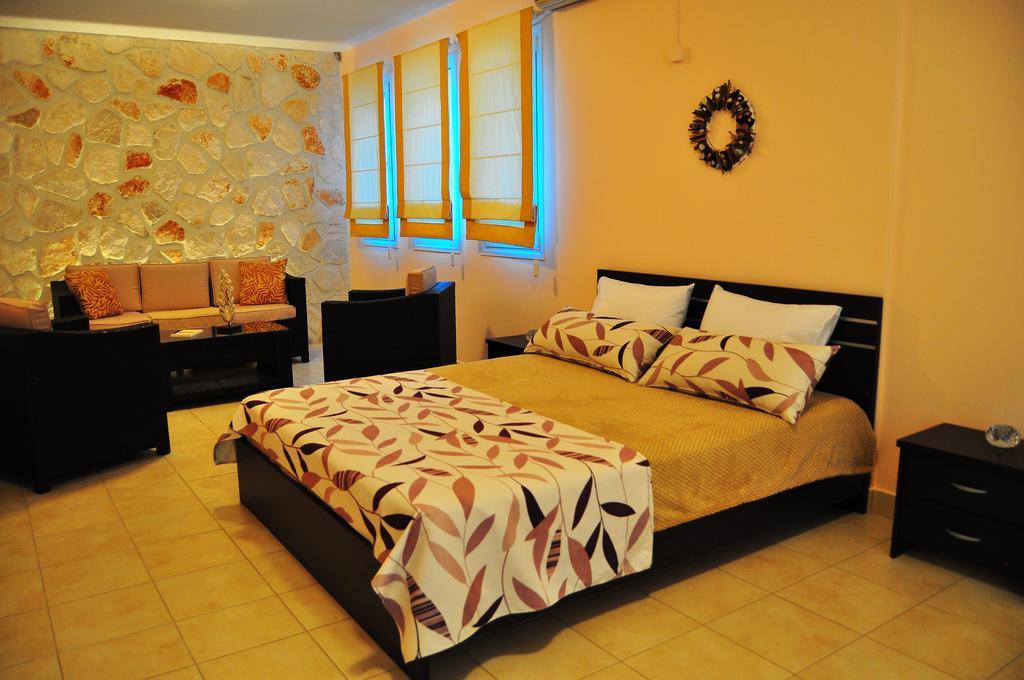 Pyrgos Zante Suites アリカナス エクステリア 写真
