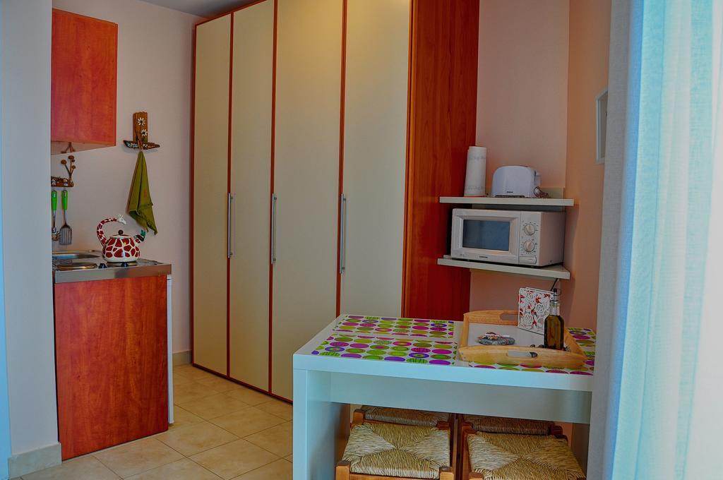 Pyrgos Zante Suites アリカナス エクステリア 写真