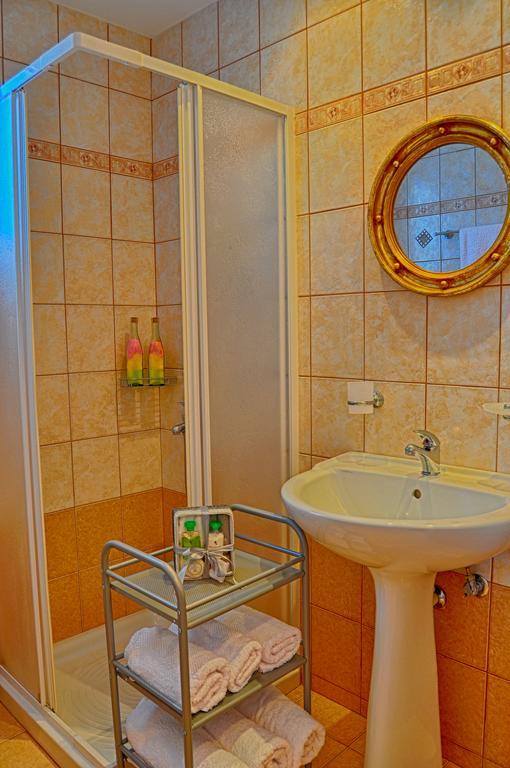 Pyrgos Zante Suites アリカナス エクステリア 写真